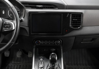 Подержанный автомобиль Chery Tiggo 4 2022 года (15 фото)