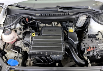 Подержанный автомобиль Volkswagen Polo Sedan 2019 года (9 фото)