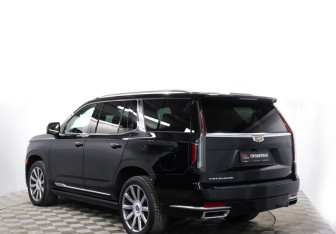 Подержанный автомобиль Cadillac Escalade Suv 2021 года (7 фото)
