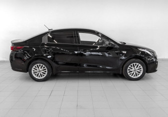 Подержанный автомобиль Kia Rio Sedan 2020 года (4 фото)