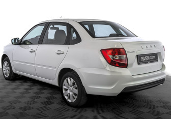 Подержанный автомобиль LADA (ВАЗ) Granta Sedan 2022 года (7 фото)