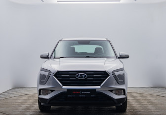 Подержанный автомобиль Hyundai Creta 2021 года (8 фото)