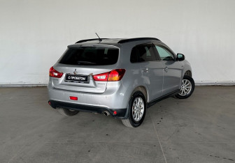 Подержанный автомобиль Mitsubishi ASX 2013 года (4 фото)