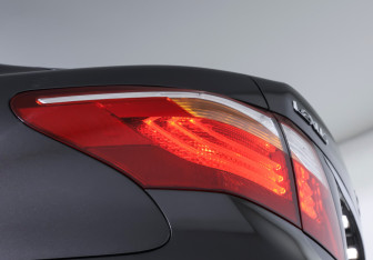Подержанный автомобиль Lexus LS 2010 года (29 фото)
