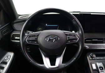 Подержанный автомобиль Hyundai Palisade 2020 года (15 фото)