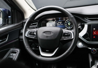 Подержанный автомобиль Omoda S5 2023 года (12 фото)