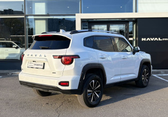 Подержанный автомобиль Haval H7 2025 года (5 фото)