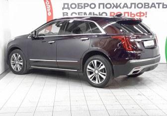 Подержанный автомобиль Cadillac XT5 2020 года (6 фото)