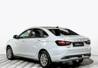 Подержанный автомобиль LADA (ВАЗ) Vesta Sedan 2023 года (7 фото)