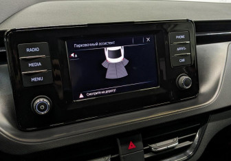 Подержанный автомобиль Skoda Rapid Liftback 2020 года (26 фото)