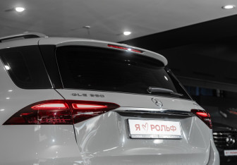 Новый Mercedes-Benz GLE 2025 (9 фото)
