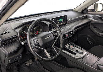 Подержанный автомобиль Haval Jolion 2022 года (15 фото)