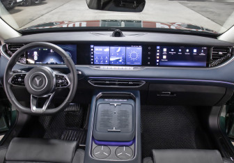 Подержанный автомобиль Voyah Free 2023 года (14 фото)