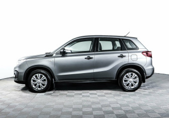 Подержанный автомобиль Suzuki Vitara 2021 года (3 фото)