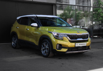 Подержанный автомобиль Kia Seltos 2020 года (3 фото)