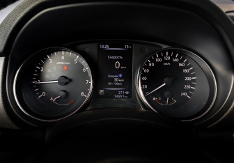 Подержанный автомобиль Nissan Qashqai 2020 года (13 фото)