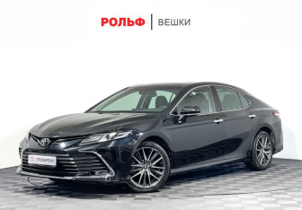 Подержанный автомобиль Toyota Camry Sedan 2023 года (24 фото)