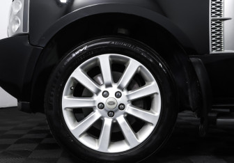 Подержанный автомобиль Land Rover Range Rover 2008 года (26 фото)