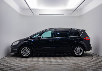 Подержанный автомобиль Ford S-MAX 2011 года (8 фото)