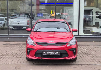 Подержанный автомобиль Kia Rio Sedan 2017 года (2 фото)