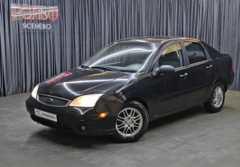 Подержанный автомобиль Ford Focus Sedan 2005 года (1 фото)