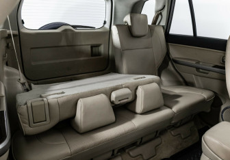 Подержанный автомобиль Suzuki Grand Vitara 2012 года (15 фото)