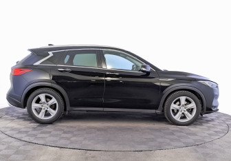 Подержанный автомобиль Infiniti QX50 2021 года (4 фото)