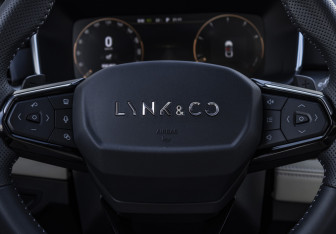 Подержанный автомобиль Lynk&Co 06 2023 года (11 фото)