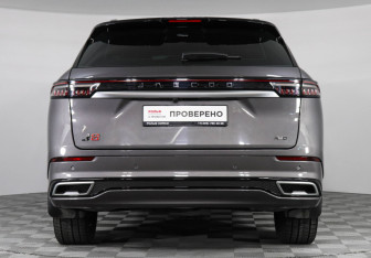 Подержанный автомобиль Jaecoo J8 2024 года (6 фото)