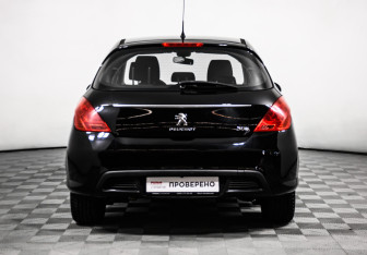 Подержанный автомобиль Peugeot 308 Hatchback 2012 года (6 фото)