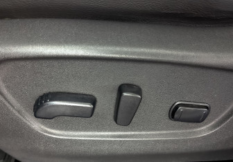 Подержанный автомобиль Nissan X-Trail 2018 года (28 фото)