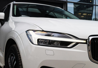 Подержанный автомобиль Volvo XC60 2019 года (28 фото)
