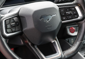 Подержанный автомобиль Ford Mustang Coupe 2024 года (26 фото)