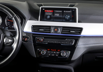 Подержанный автомобиль BMW X1 2020 года (14 фото)