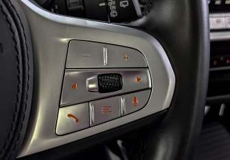 Подержанный автомобиль BMW X3 2024 года (29 фото)