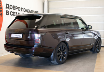 Подержанный автомобиль Land Rover Range Rover 2019 года (4 фото)