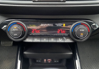 Подержанный автомобиль Kia Cerato Sedan 2021 года (18 фото)