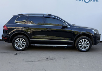 Подержанный автомобиль Volkswagen Touareg 2012 года (4 фото)