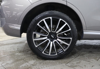 Подержанный автомобиль Wey Coffee 01 2023 года (9 фото)