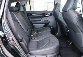 Новый Toyota Highlander 2024 (9 фото)