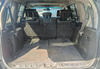Подержанный автомобиль Nissan Pathfinder 2010 года (13 фото)