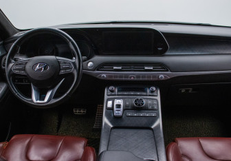 Подержанный автомобиль Hyundai Palisade 2019 года (14 фото)