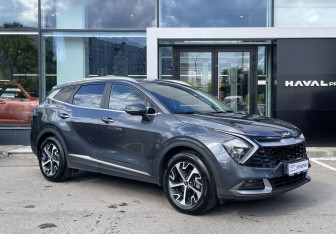 Подержанный автомобиль Kia Sportage 2022 года (3 фото)