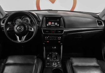 Подержанный автомобиль Mazda CX-5 2015 года (8 фото)