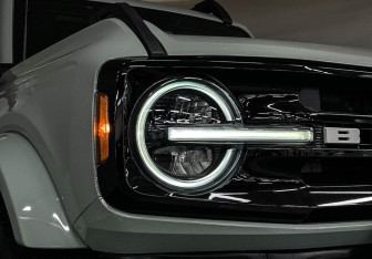 Подержанный автомобиль Ford Bronco 2022 года (24 фото)