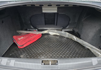 Подержанный автомобиль Opel Astra Sedan 2008 года (17 фото)