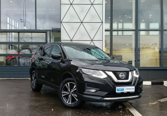 Подержанный автомобиль Nissan X-Trail 2020 года (3 фото)