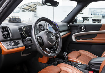 Подержанный автомобиль MINI Countryman 2020 года (9 фото)