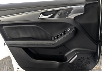 Подержанный автомобиль Haval Jolion 2023 года (19 фото)