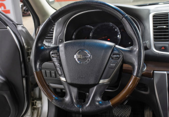 Подержанный автомобиль Nissan Teana 2008 года (17 фото)